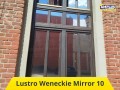 Okno z folia lustro wenecką montaż w kamienicy