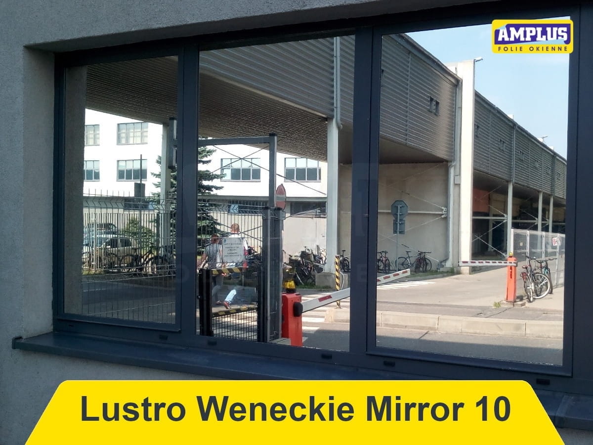 Totalne lustro weneckie na szybie - Zapewnia prywatność tam, gdzie jest potrzebna.