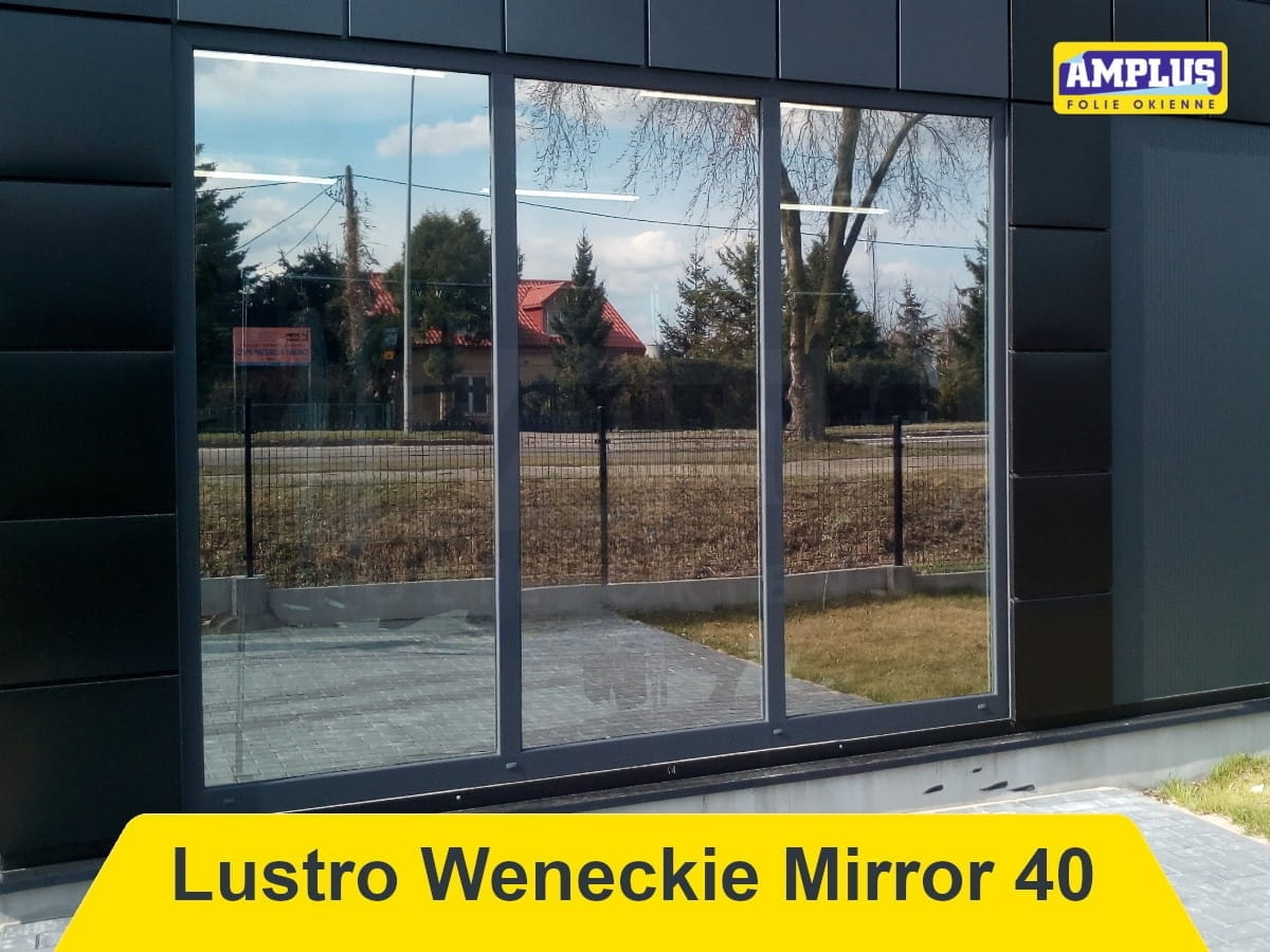 Folia przeciwsłoneczna z umiarkowanym efektem lustra weneckiego na oknie